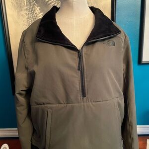 The North Face size large Windfall jacket